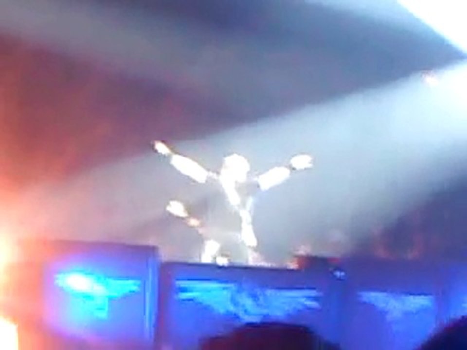 Metallica - "Turn The Page (live)