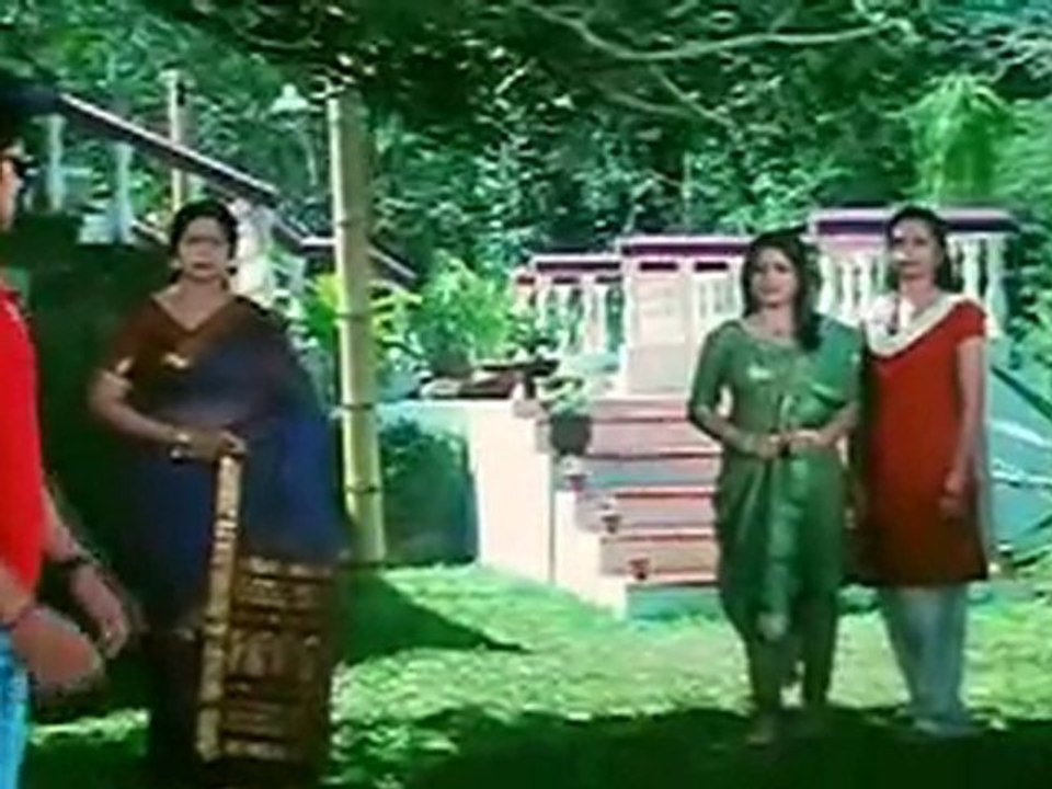 nallavan kettavan (6)