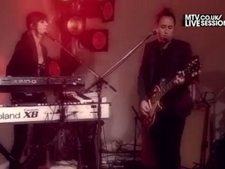 MTV UK Live Sessions - 02 - Whataya Want From Me