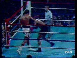 Boxe : défaite de Mohamed Ali