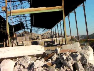 Méru : démolition de l'ancienne coopérative agricole