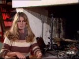 Brigitte Bardot contre la chasse des bébé phoques - Archive vidéo INA