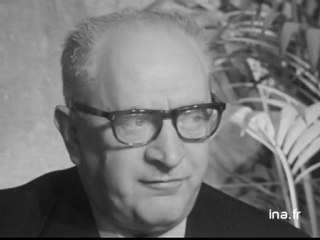 CONGRES SFIO - INTERVIEW GUY MOLLET