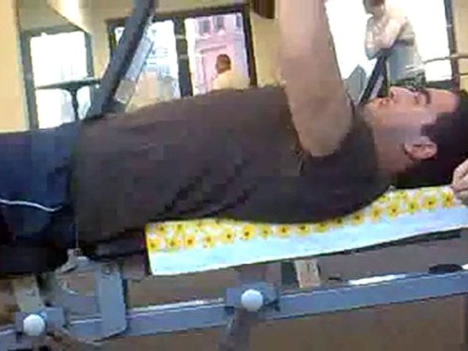 Kurzhantel-Bankdrücken 32kg