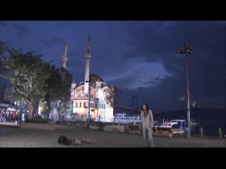 The Walking Dead Invades Istanbul