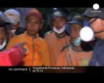 Tsunami/volcano rescue in Indonesia - no comment