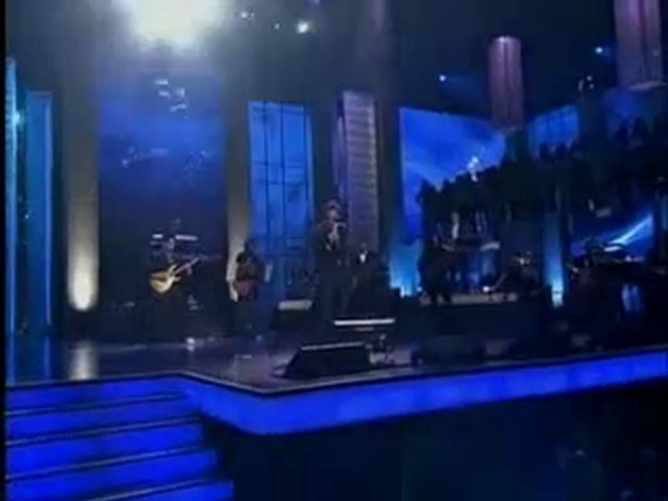 Y QUIEN ES EL + MARC ANTHONY