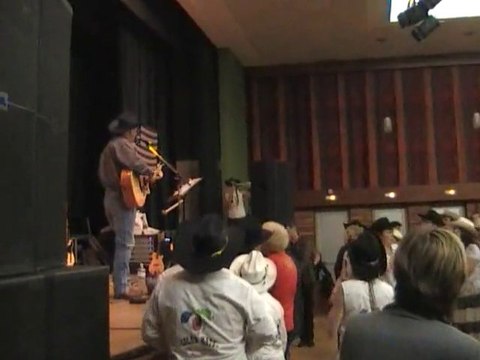 Concert de PAT WATERS à QUINTIN 22 DU 23 10 2010