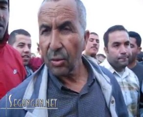 وقفة احتجاجية لسائقي طاكسيات الناظور