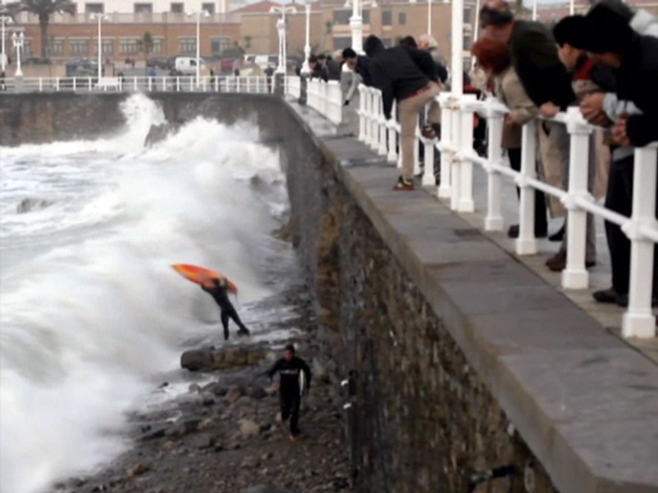 Surf & Bodyboard Accidents in Gijón - Spain