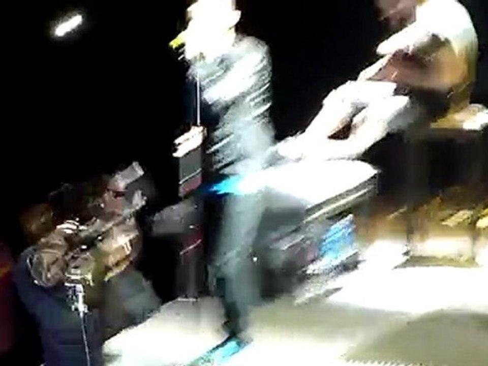 Linkin Park, Paris Bercy 25.10.10, The Messenger