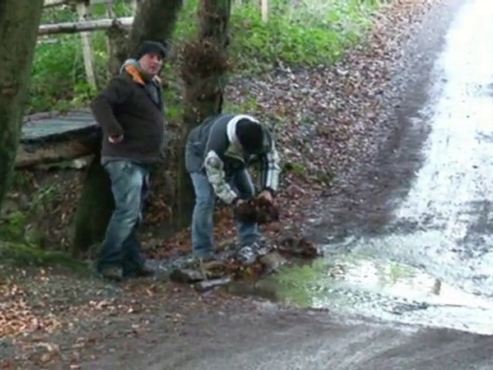de staat aant werk op de rally