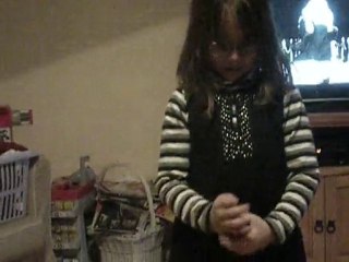 ylona fait de la magie part1