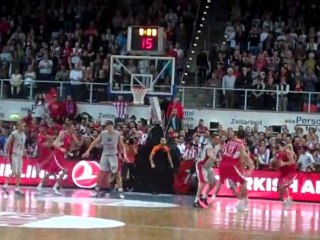 RedPlanet.gr - Τρίποντο Σπανούλη