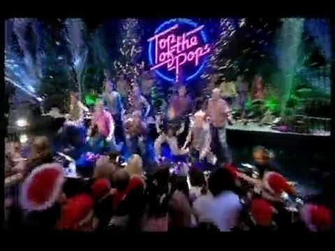 CAST OF MAMMA MIA MAMMA MIA & DANCING QUEEN LIVE ON TOTP (A