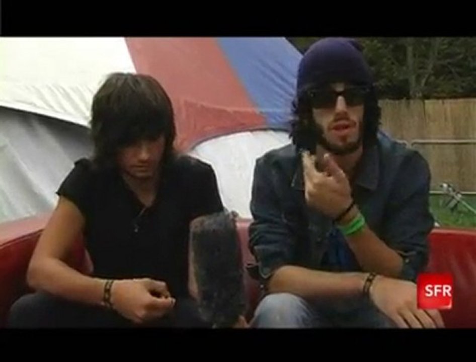 I AM UN CHIEN !! @ Rock En Seine 2010 - SFR Jeunes Talents