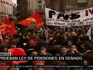 Aprueban ley de pensiones en senado francés