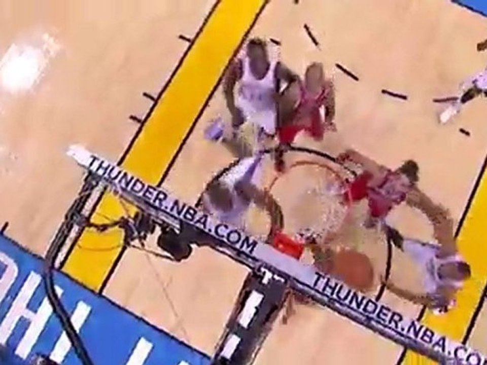 Derrick Rose records 28 points, four rebounds and six assist