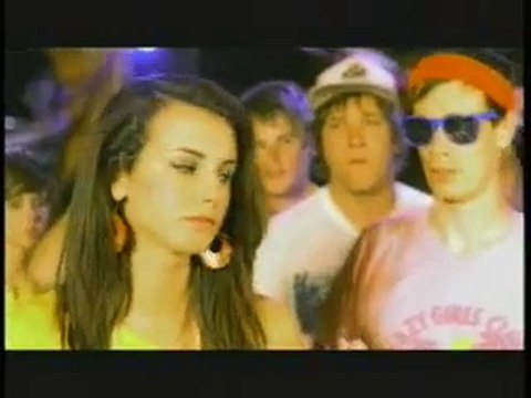 Hellogoodbye - Here (In Your Arms)