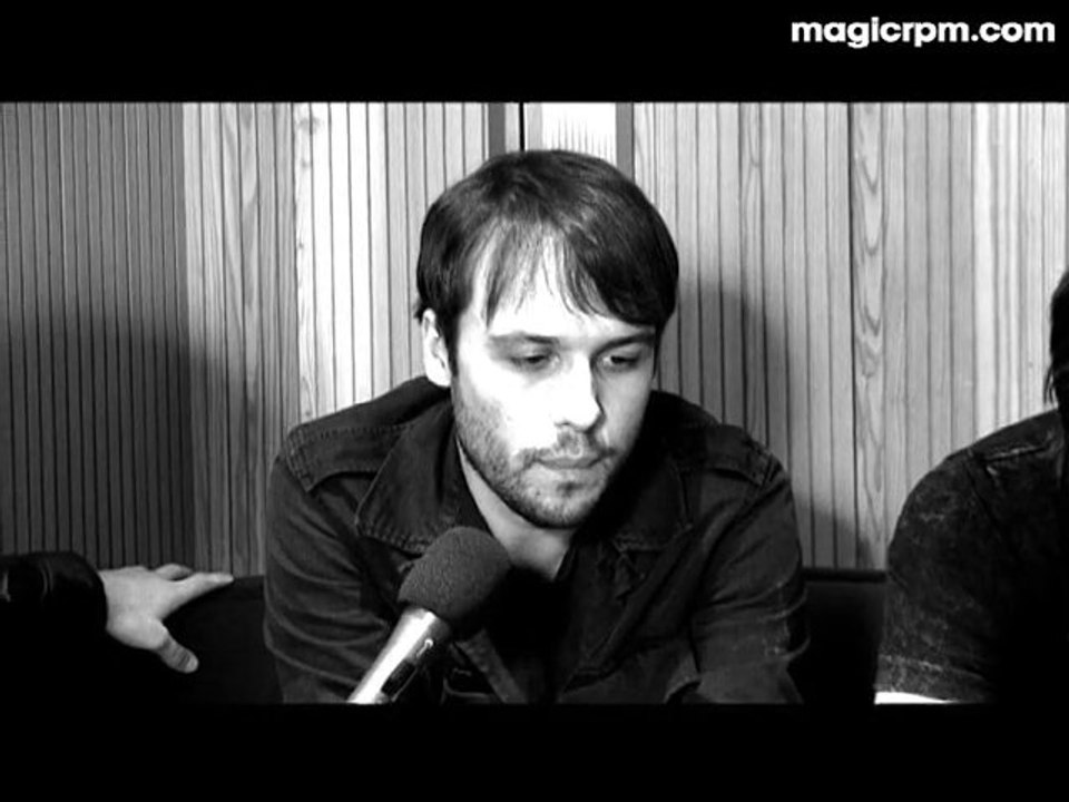 The Cribs pour l’album “ingnore the ignorant”