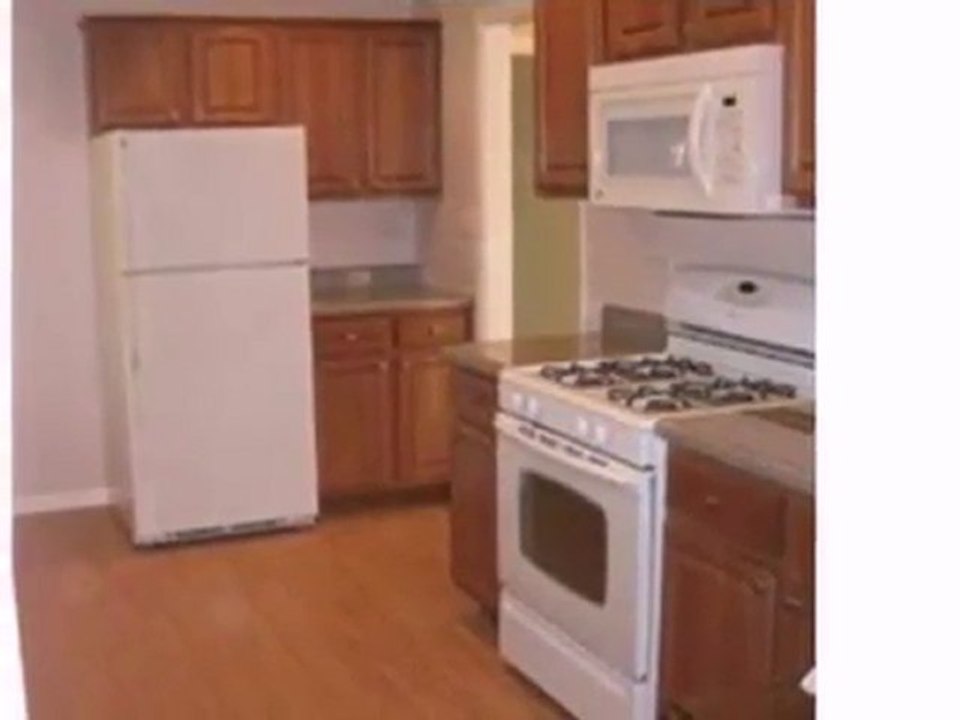 Homes for Sale - 2022 Walnut Cir - Northbrook, IL 60062 - Co