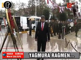 TUZLA'DA YAĞMURA RAĞMEN ÇELENK KOYMA TÖRENİ YAPILDI