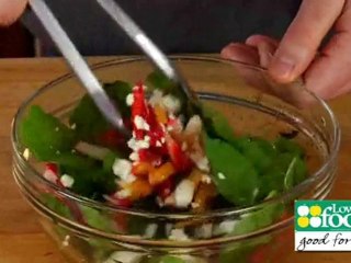 Spinach Salad with Strawberries, Peppers & Feta