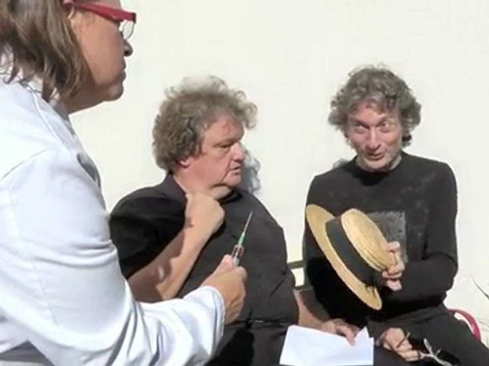 Orthogaffe.com (Ép 35).CLIN D'OEIL CHAPEAUTÉ À F. de CLOSETS