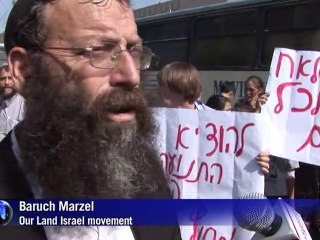 Right-wingers march through Arab Israeli stronghold