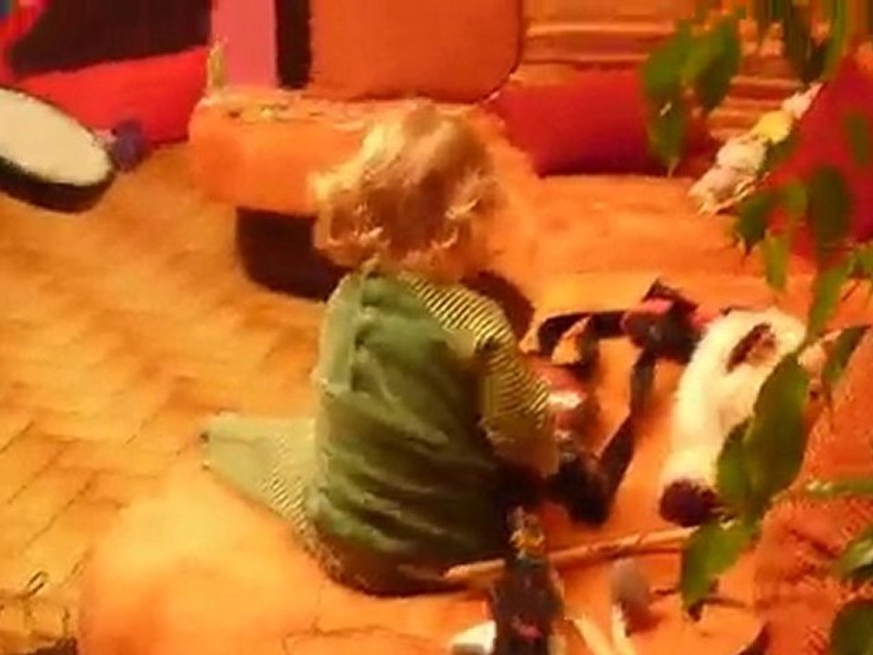 laly a la batterie et a la guitare