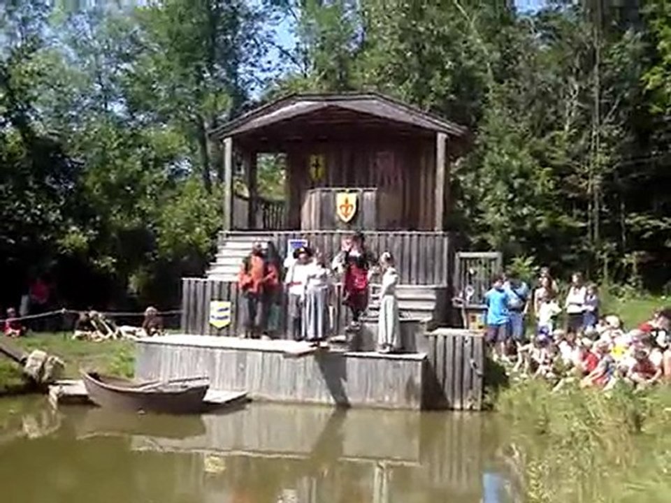 Sterling Ren Fest pirate wench almost gets dunked. ...