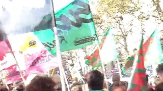 3)Manifestation du 28 Octobre2010 à paris pour les retraites