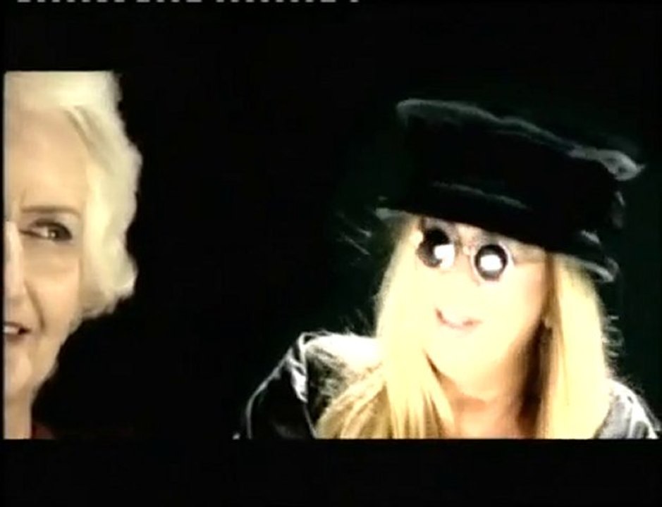 Zerrin Özer - Ama Bazen