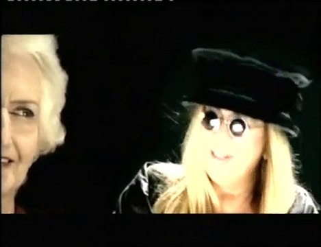 Zerrin Özer - Ama Bazen