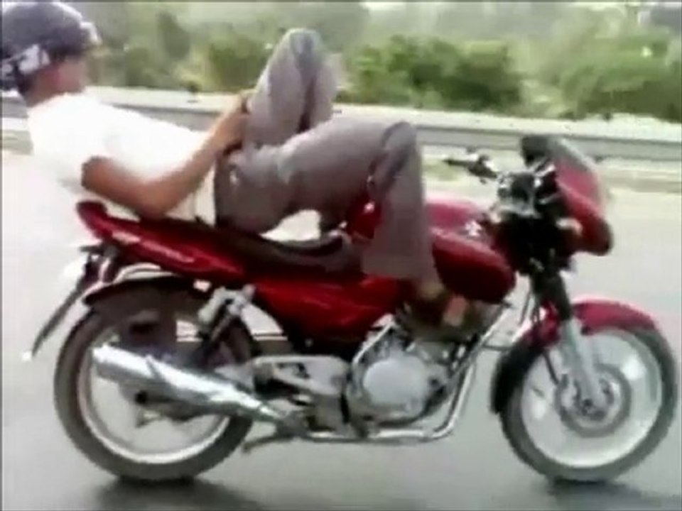 Incredible, Texting While Riding a Bike!