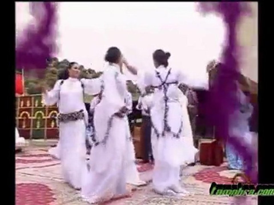 Ahouzar Abdelaziz. Tahidoust: Siwl . 2010 By www.tamghra.com