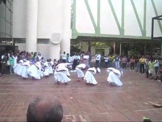 Sanjuaneros en el Museo de la Cultura de Valencia