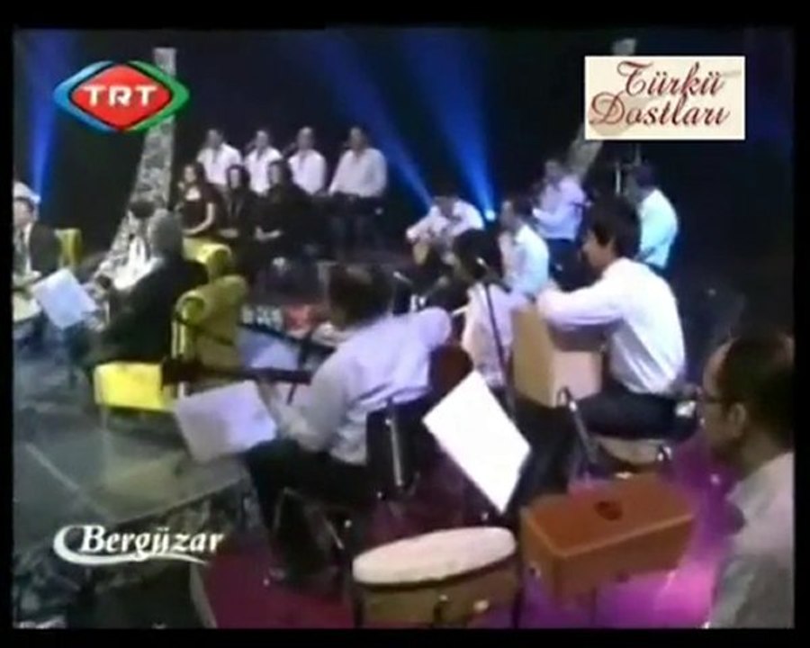 Murat Akkaya - Yaylalar Yaylalar Yeşil Yaylalar_ Emine_m Da