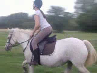 maria qui saute encore + o puissance 5