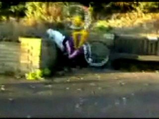 PG Biker uses his head
