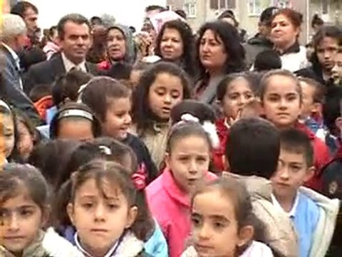 cumhuriyet bayramı etimesgut güzelkent ilk öğretim okulu