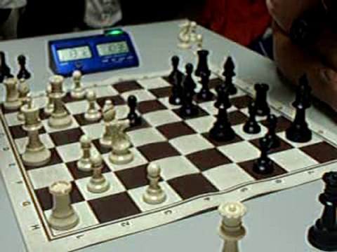 ECHECS : DANY 0 VS 1 ZITOUN (COUPE 2010)