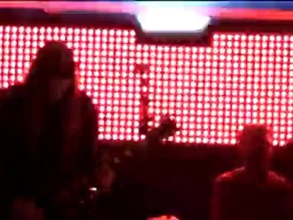 Fall and Bounce - Poker face (cover Lady Gaga) Live