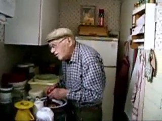 Chez RAYMOND. (Raymond Reynaud, créateur singulier)