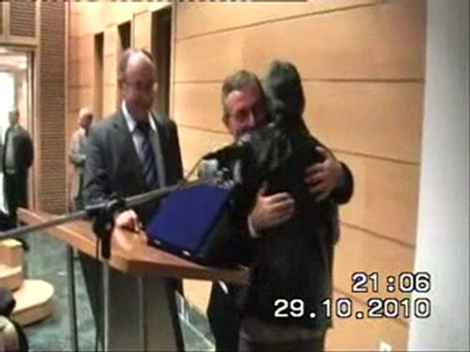 29-10-2010 Aπονομή πλακέτας στον Ιωάννη Βράνο