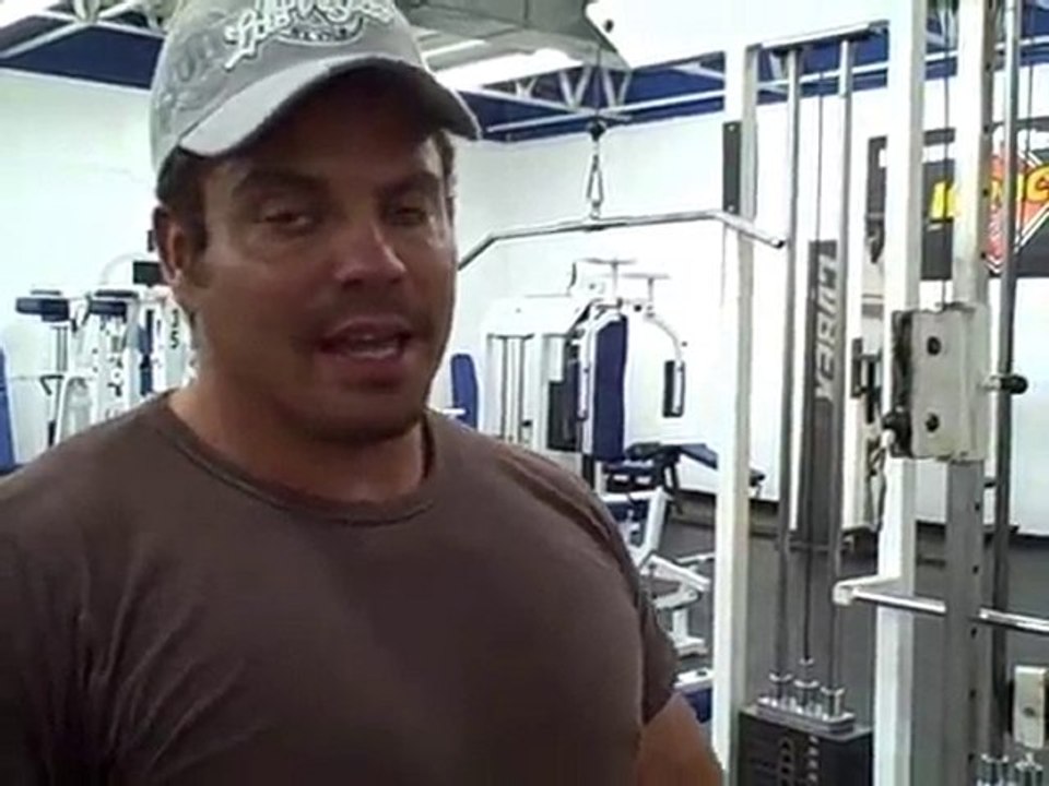 How To Build Cannon Ball Sized Delts & Wide Shoulders