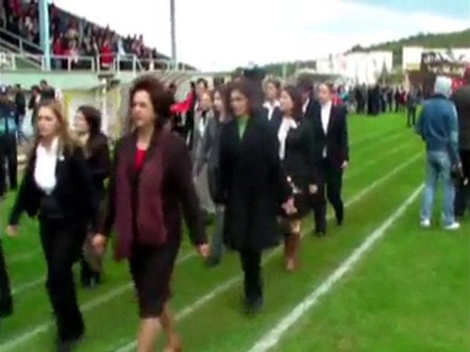 ALIAGA CUMHURIYET BAYRAMI KUTLAMALARI