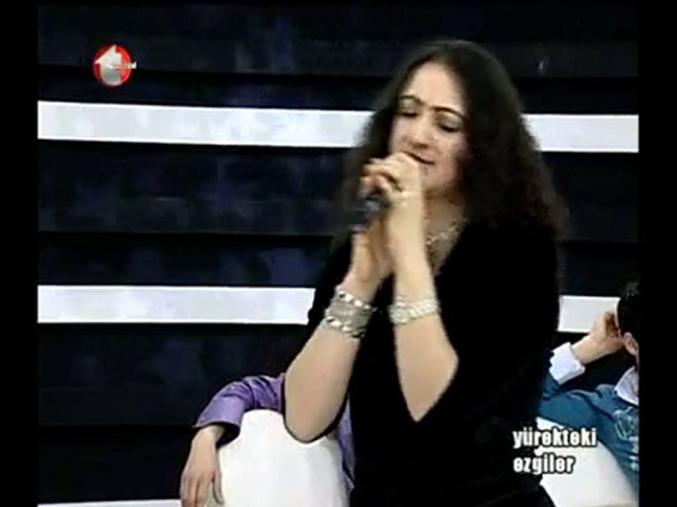 TÜRKÜ SEVERLER ... GÖNÜL ERGÜN'DEN DOSTUM DOSTUM