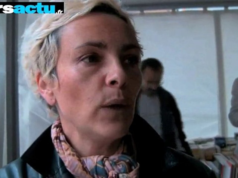 Quand le Petit Chaperon Rouge veut s'habiller en bleu...