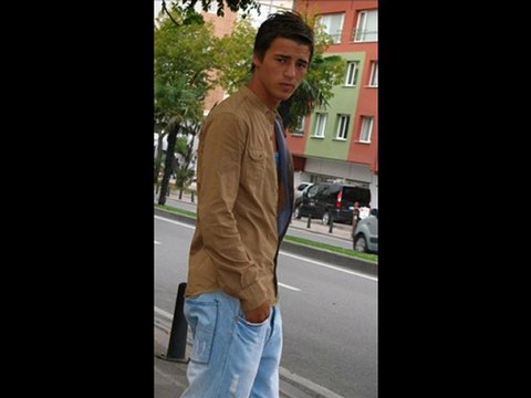 ANIL DURMUŞ. gençliğimi geri verseler